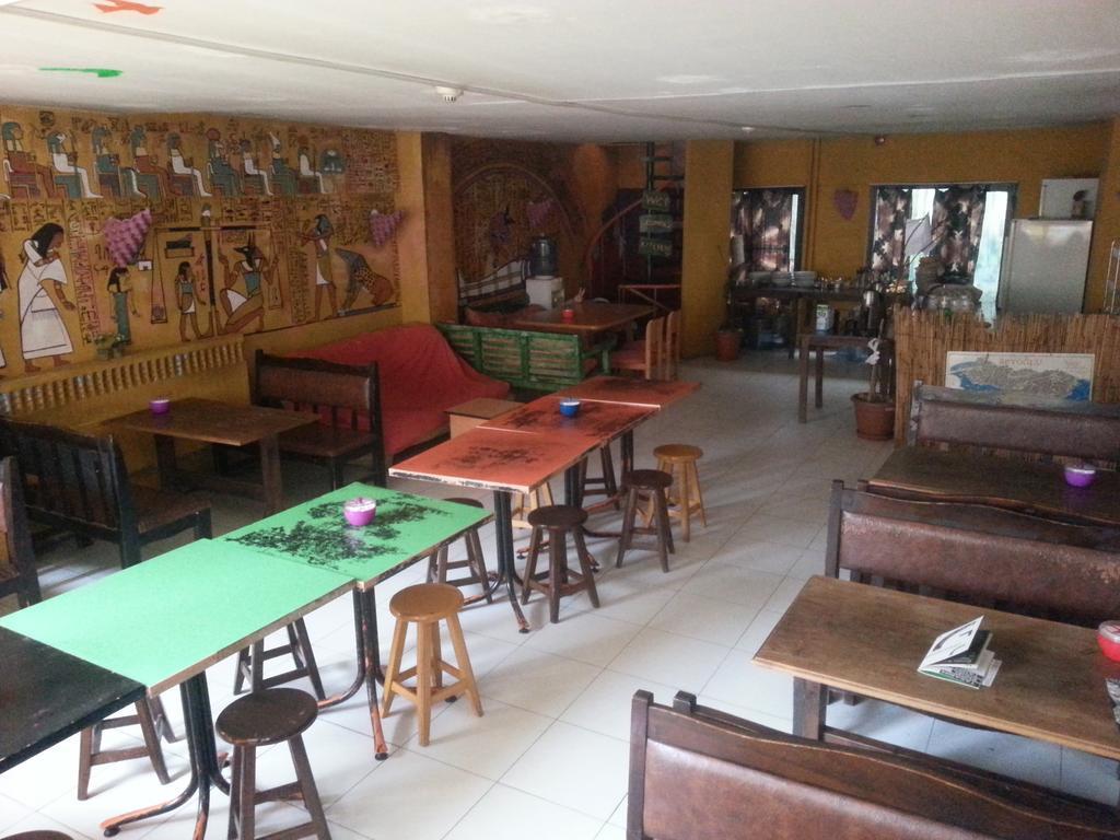 Neverland Hostel อิสตันบูล ภายนอก รูปภาพ