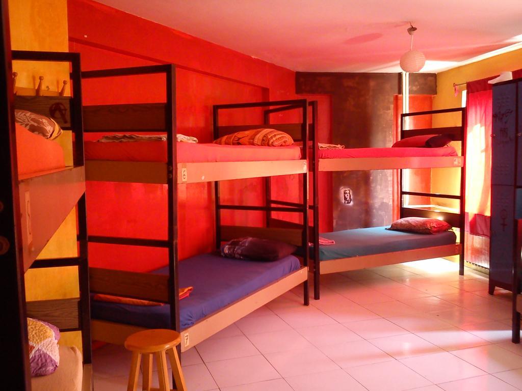 Neverland Hostel อิสตันบูล ภายนอก รูปภาพ