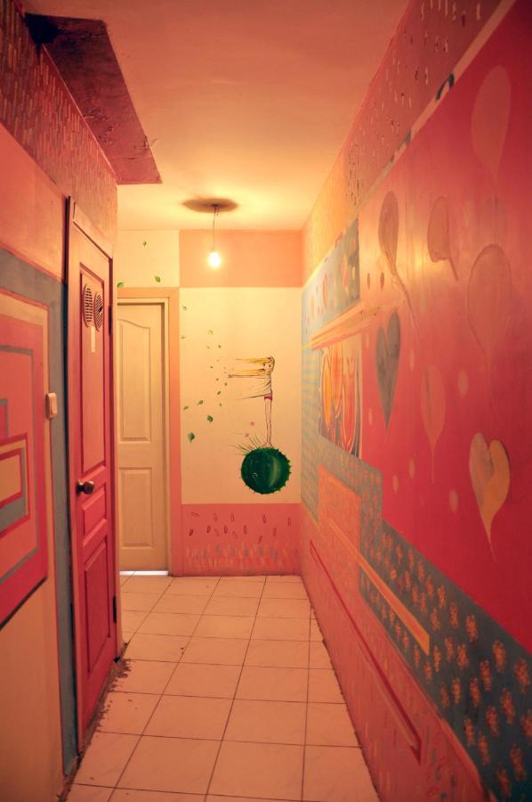 Neverland Hostel อิสตันบูล ภายนอก รูปภาพ