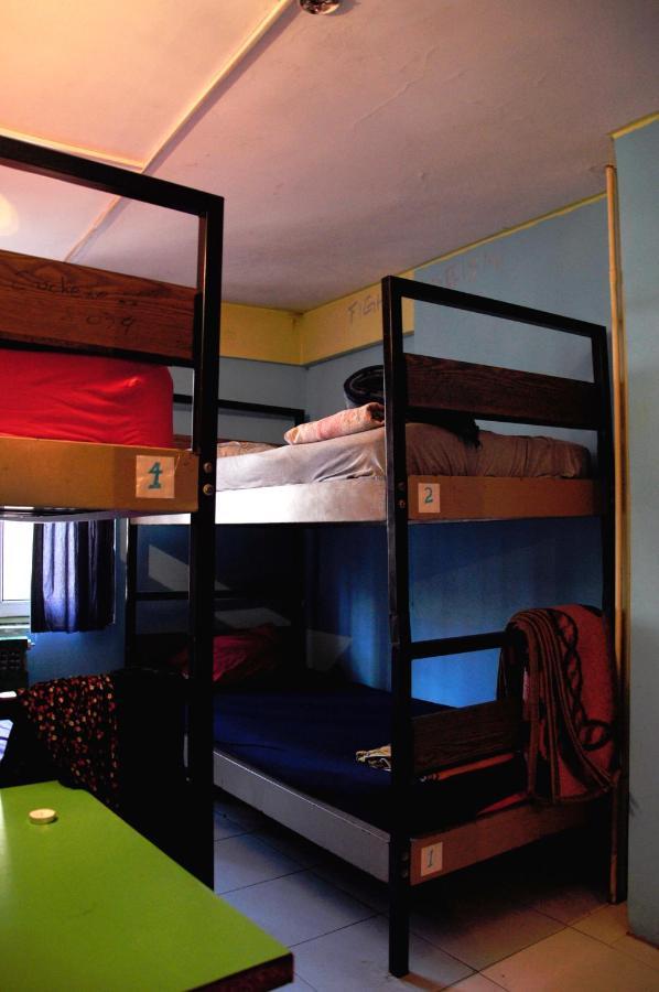Neverland Hostel อิสตันบูล ภายนอก รูปภาพ