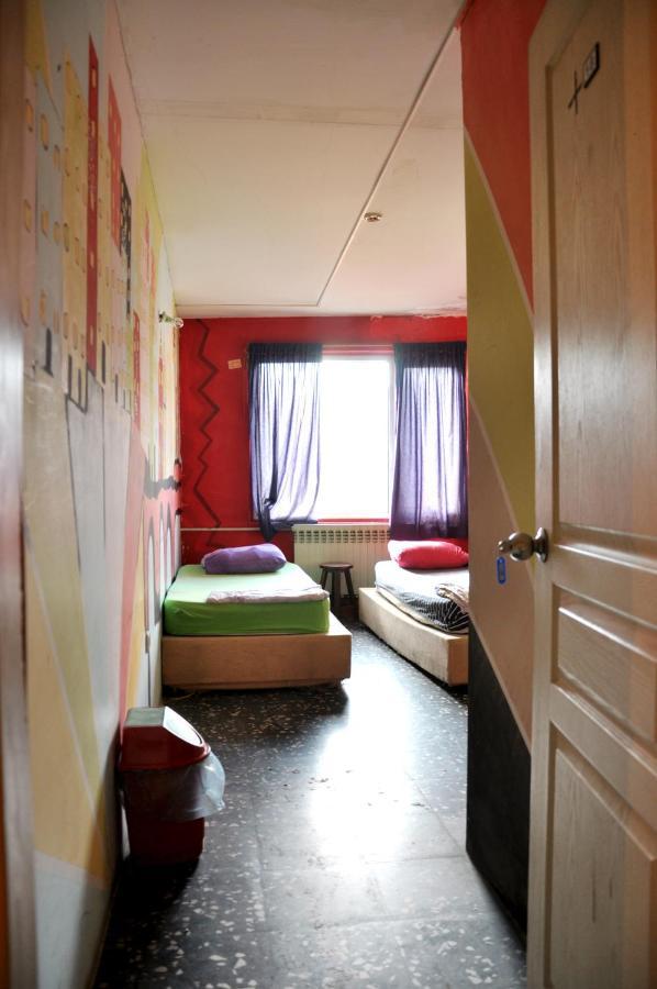 Neverland Hostel อิสตันบูล ภายนอก รูปภาพ